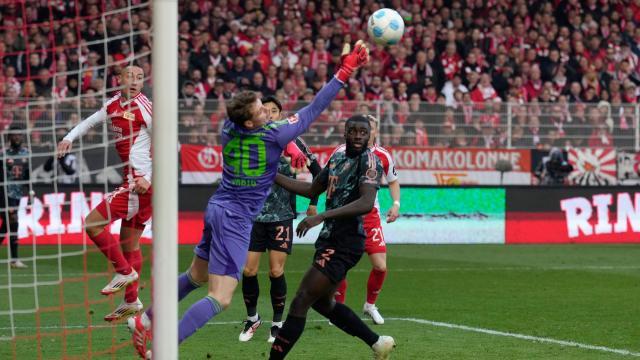 狗子28品牌-从赢不了强队到不会虐菜？孔氏拜仁酝酿下一波反攻